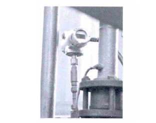 圖2 安裝在氫進(jìn)氣管上的三暢 530A壓力傳感器